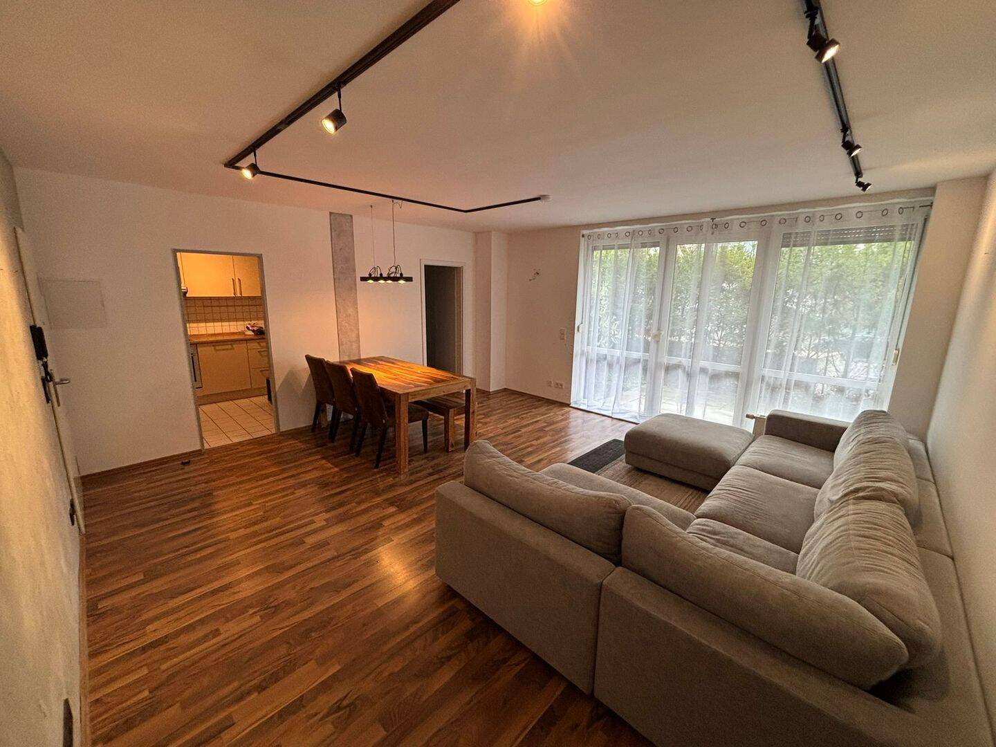 Teilmöblierte 3-Zimmer Wohnung mit Terrasse / Garten in Bonn-Friesdorf – Bonn – Vorschaubild 2