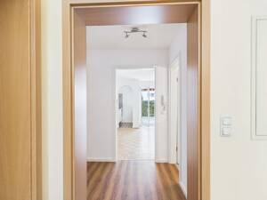 Charmantes 1-Zimmer-Apartment mit sonniger Südterrasse – 93051 Regensburg – Vorschaubild 7