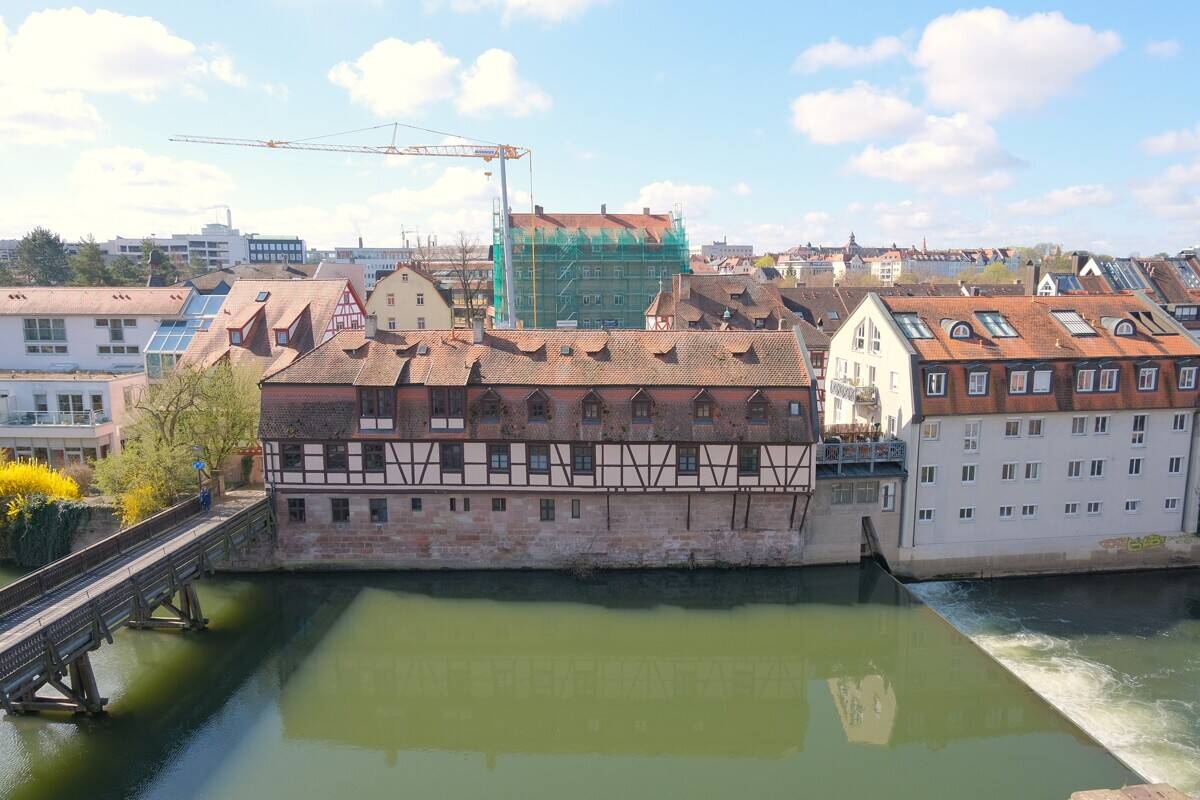 Für Individualisten: Galeriewohnung mit Balkon, Patio + 360°-Dachterrasse direkt an der Pegnitz – Nürnberg – Vorschaubild 8