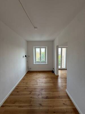 Top Lage und Lichtdurchflutet - 2 Zi.-Whg. in Ottensen – 22765 Hamburg – Vorschaubild 4