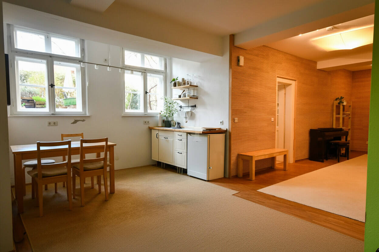 VON POLL | Denkmalgeschützte Altbauwohnung mit vielseitiger Nutzungsmöglichkeit – Fürth – Vorschaubild 7