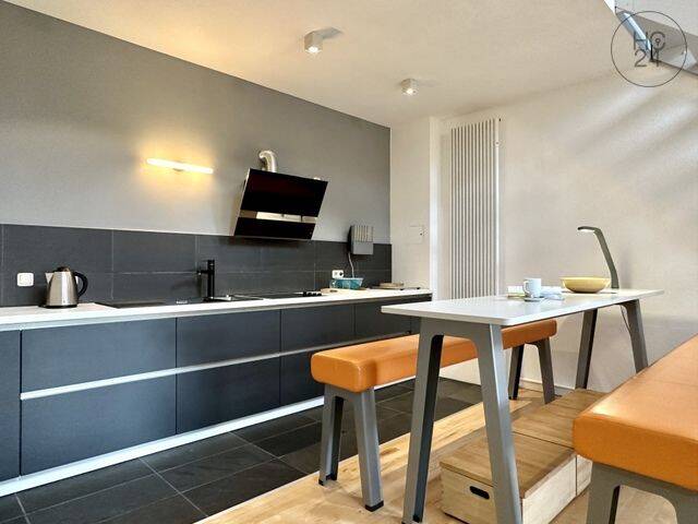 TOP MÖBLIERTE Galerie-Wohnung in Leipzig (nahe Auenwald) mit Designmöbeln – Leipzig – Vorschaubild 6