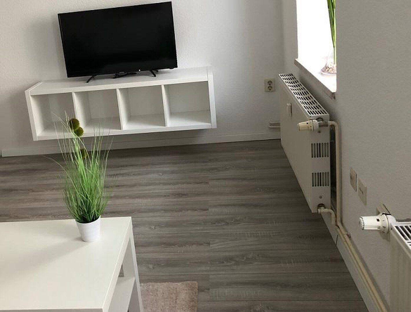 Komfortable möblierte Wohnung EG, "zentral und doch ruhig" – Magdeburg – Vorschaubild 4