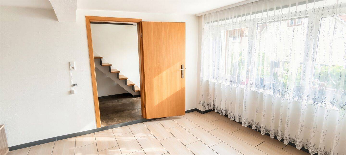 Bezahlbar und familienfreundlich - mit ein paar Restarbeiten den Traum vom Eigenheim verwirklichen – Neunkirchen – Vorschaubild 6