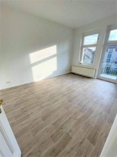 Sanierte schöne 2-Raum in Stadfeld mit Balkon und Abstellraum in schöner Lage. – Magdeburg – Vorschaubild 5