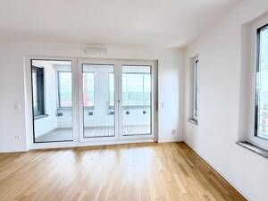 Exklusive 4-Zi.-Wohnung im Zollhafen: mit zwei Bädern, Markenküche und Wintergarten – 55120 Mainz – Vorschaubild 4