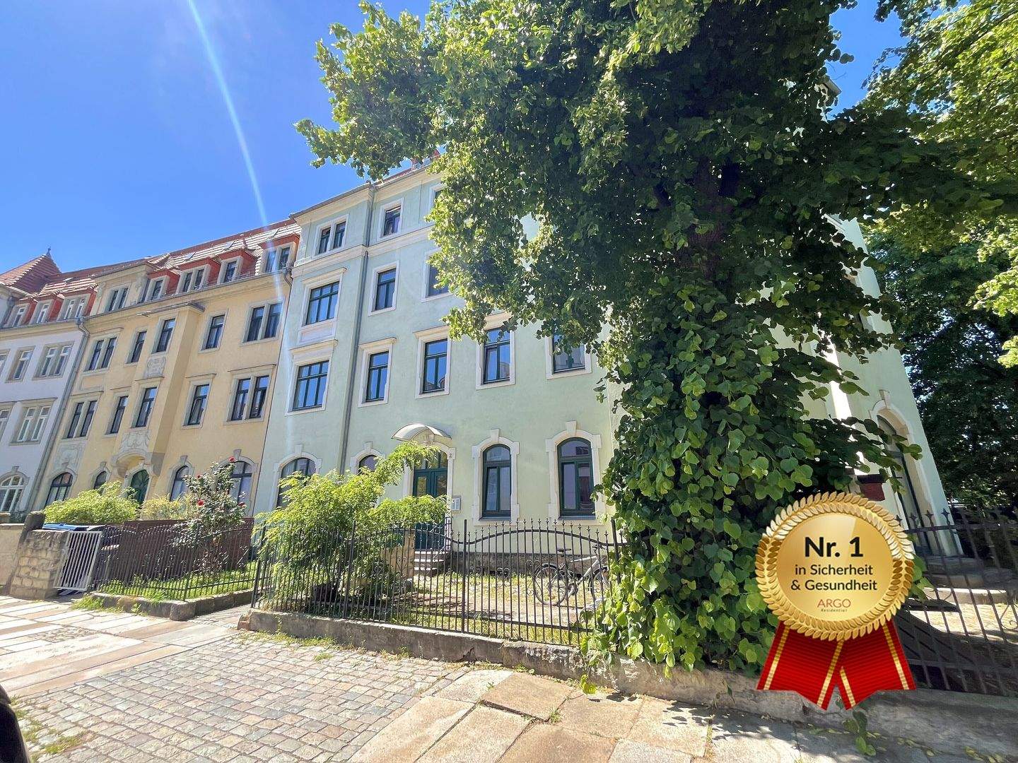 In Renovierung I moderne Einbauküche | Bad mit Wanne