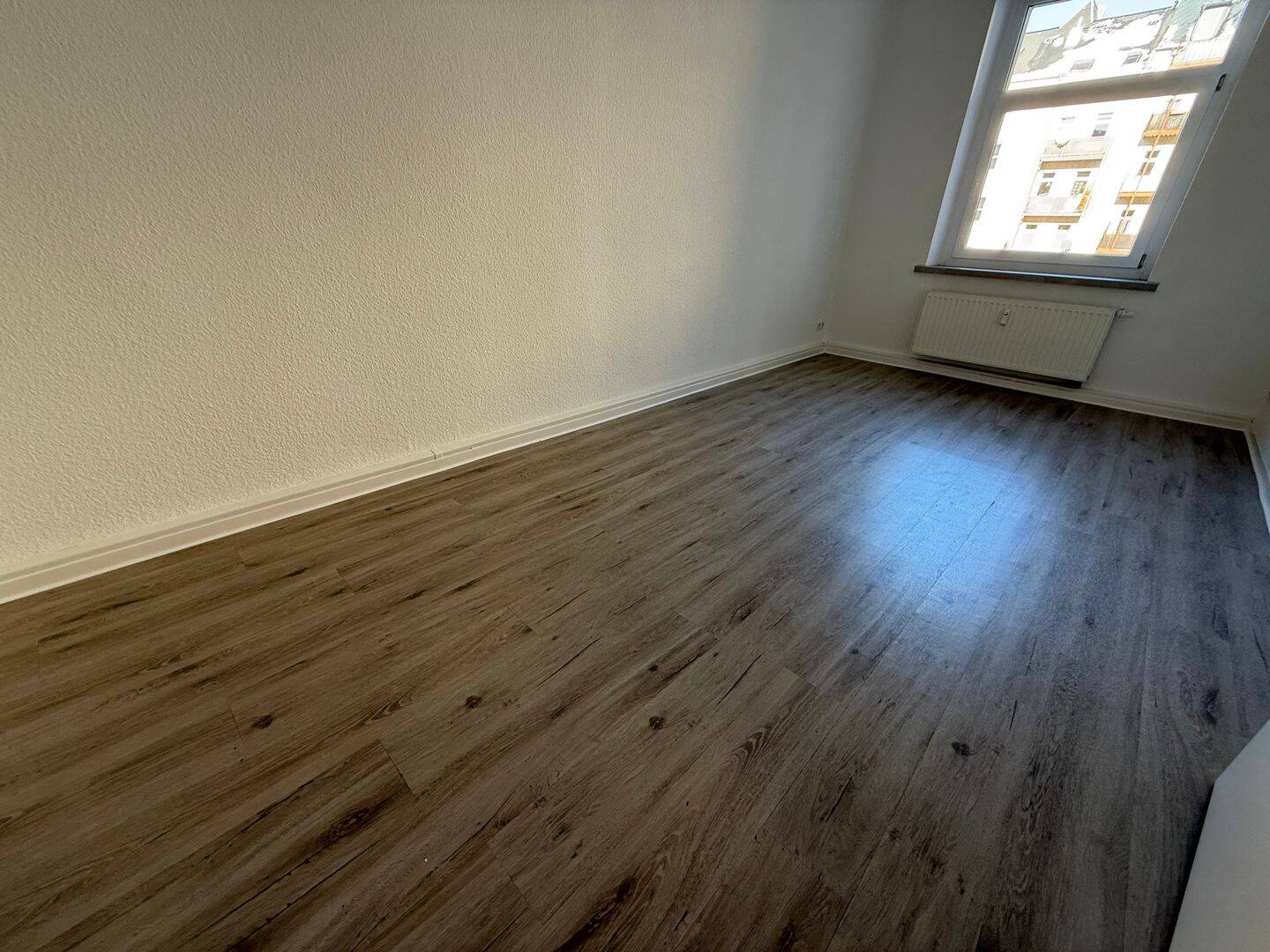 1. OG mit EBK *** / Balkon an der Küche / WG-geeignet - frei ab 1.9.26 – Chemnitz – Vorschaubild 8