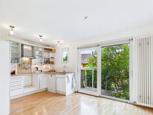 Goldene Mitte: Charmantes Reihenmittelhaus mit gepflegtem Garten in ruhiger Wohnlage von Luginsland – 70327 Stuttgart – Vorschaubild 3
