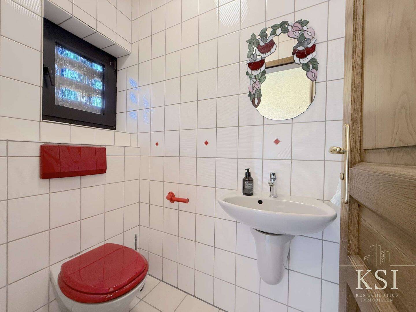 Ihr neues Zuhause: Charmantes Reihenendhaus mit Garten und Garage! – Gelsenkirchen – Vorschaubild 8
