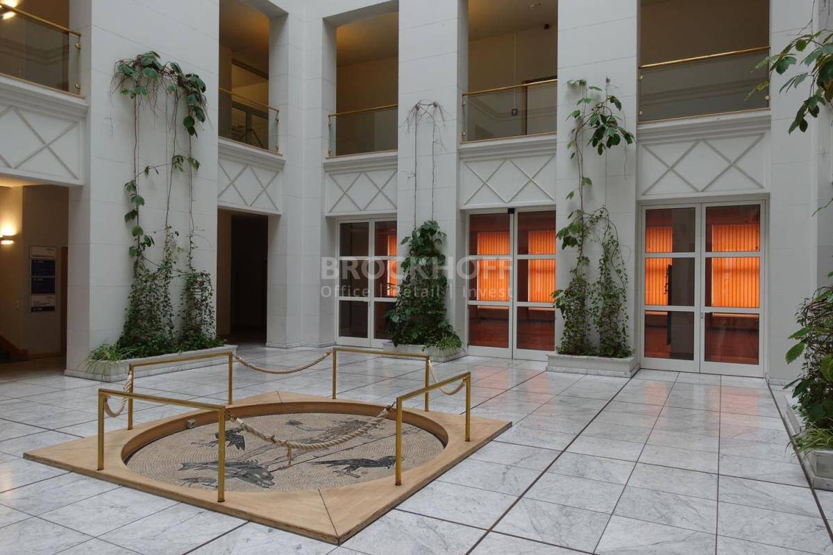 Tausendfensterhaus | 384 - 1.112 m² | Büroflächen in einem historischen Gebäude!