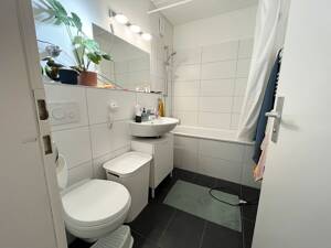 NEUES Bad* NEUER Boden* NEUES Wohngefühl* 3 Zimmer + Balkon, 2 neue Bäder, Abstellraum, Aufzug – 50968 Köln – Vorschaubild 4