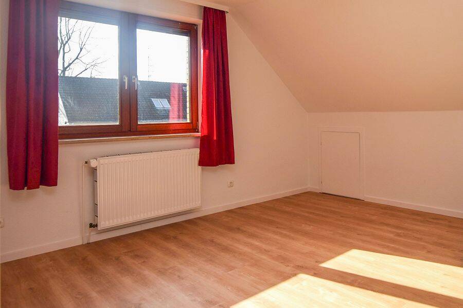 Modernisiertes Einfamilienhaus mit Einliegerwohnung, in idyllischer Lage von Hamburg-Wandsbek... – Hamburg – Vorschaubild 6