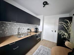 Erstbezug nach umfassender Renovierung | Exklusive 2-Zimmer-Wohnung (61,26 m²) | Loggia | Aufzug | hochwertige Teilmöblierung | All-inclusive-Miete – 14480 Potsdam – Vorschaubild 2