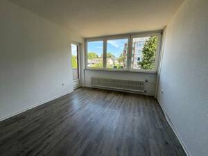 Gut aufgeteilte 2-Zimmer-Wohnung mit Balkon in grüner Lage! – 45309 Essen – Vorschaubild 3