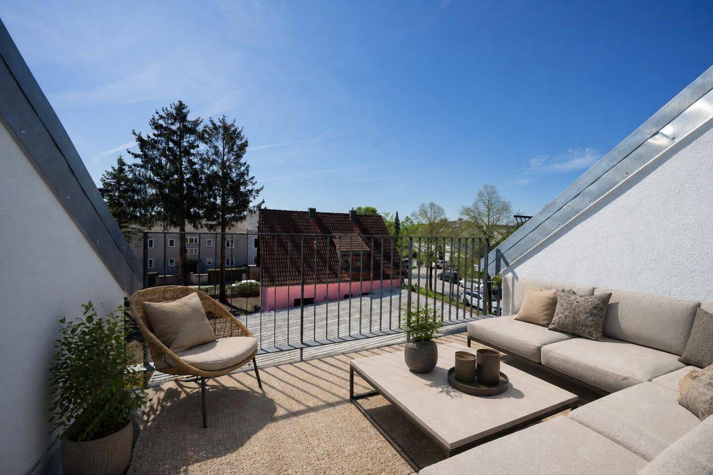 JETZT ROHBAU BESICHTIGEN!!! 3-Zimmer Dachgeschosstraum mit Dachterrasse!!!