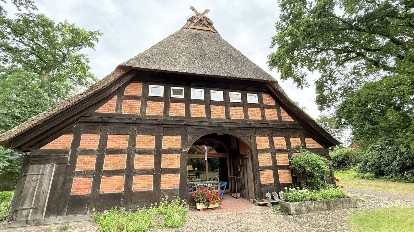 Schwarme bei Bremen historischer Resthof + grosser Bauplatz zu verkaufen – Schwarme – Bild 1 von 9