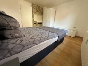 Möbliertes WG-Zimmer in Heilbronn: Flexibles Wohnen auf Zeit ab 1Monat – 74081 Heilbronn – Vorschaubild 2