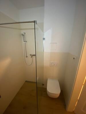 Stilvoll sanierte 2 Zimmer-Wohnung mit Terrasse zum Hinterhof – 4155 Leipzig – Vorschaubild 4