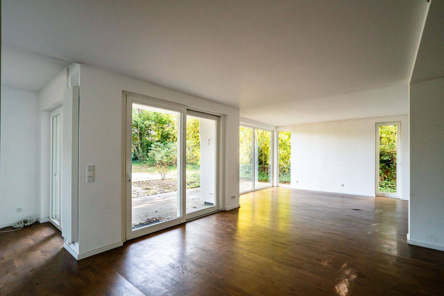 BESTE ADRESSE ::: 256 m² VILLA mit weiterem Flächenpotential – Wiesbaden – Vorschaubild 4