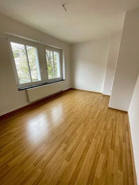 ::: FREUNDLICHE WOHNUNG MIT SÜD- BALKON UND TAGESLICHTBAD::: – Chemnitz – Vorschaubild 4