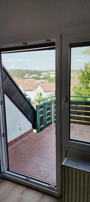 Erstbezug nach Renovierung 2,5 Zimmer Maisonette Wohnung – 71263 Weil der Stadt – Vorschaubild 3