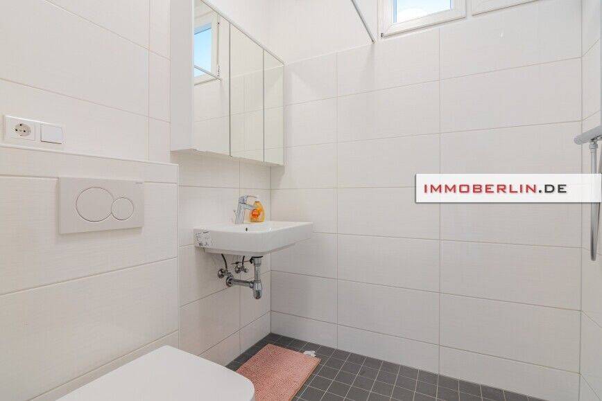 IMMOBERLIN.DE - Ersteinzug nach Kernsanierung! Helle Wohnung mit Westbalkon & Garten – Berlin – Vorschaubild 7