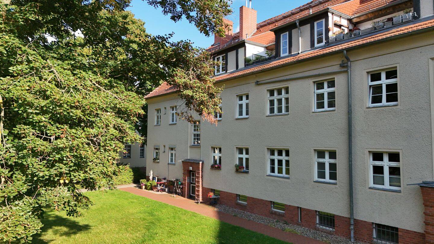 ?? Wohnen in Zehlendorf Mitte - Provisionsfrei- Sanierte 3-Zi Stuck-Altbau-Whg mit Dielen – Berlin – Vorschaubild 2