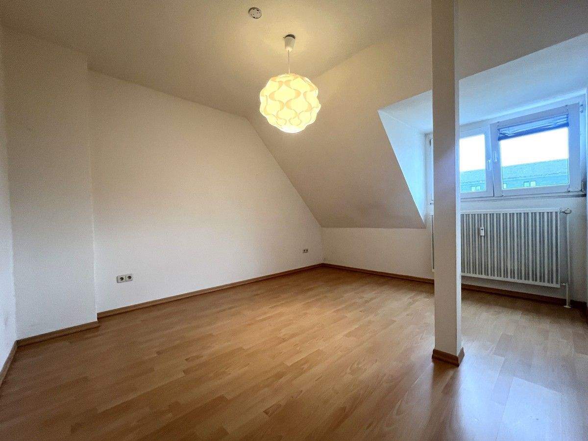 ++ GEMÜTLICHES WOHNEN IM 3. OG - EINBAUKÜCHE INKL. ++ – Remscheid – Vorschaubild 5
