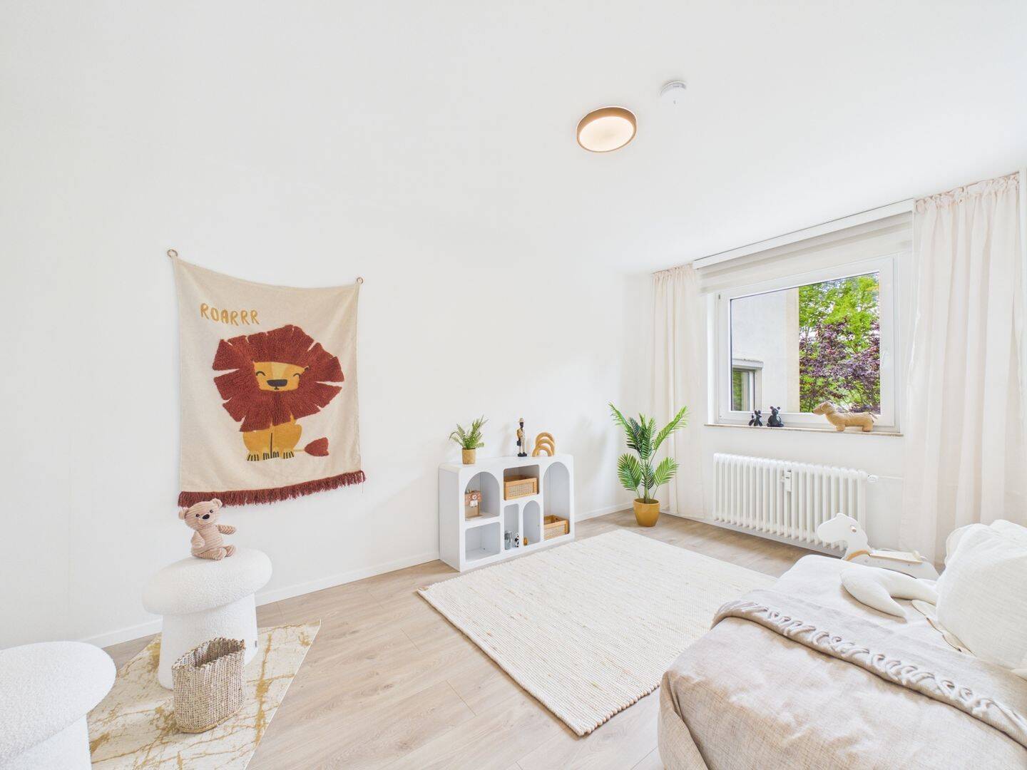 PROVISIONSFREI, 3 Zimmer Wohnung mit Balkon, neuem Bad und eigenem Parkplatz, unvermietet u. modern. – Braunschweig – Vorschaubild 6