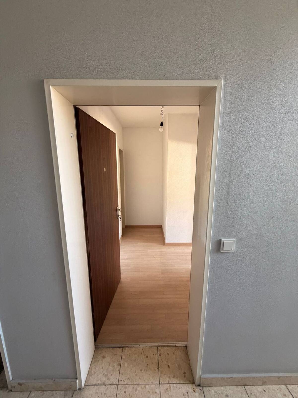 Gut gelegene 1 ZKB Wohnung in Mannheim Neckarau – 68199 Mannheim – Bild 1 von 7