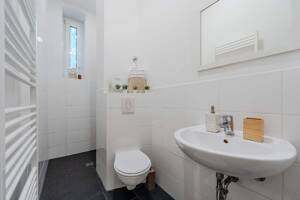 Frisch saniertes 64 m² Apartment mit Balkon in Charlottenburg – 10625 Berlin – Vorschaubild 6