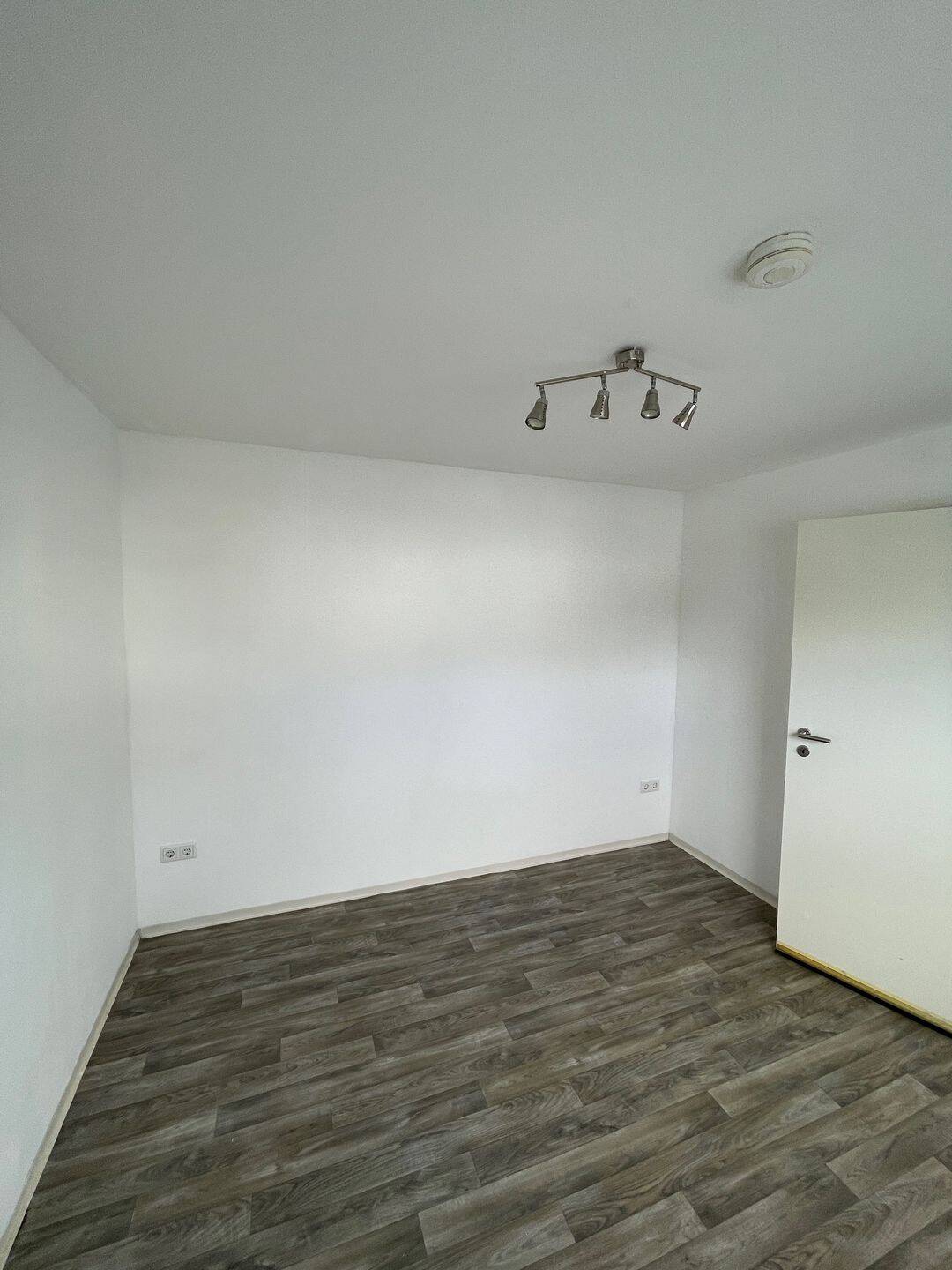 4-Zimmer-Wohnung in Oldenburg – ideal für WG oder Families – Oldenburg – Vorschaubild 5