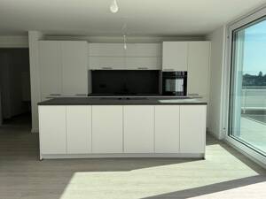 Kernsanierte 3-Zi-Penthousewohnung in Aussichtslage von Plieningen – 70599 Stuttgart – Vorschaubild 2