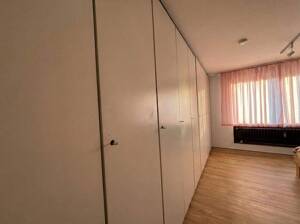 Großzügiges Zuhause für Familien: 6 Zimmer, 2 Bäder, 45 m² Terrasse + Garagen – 47058 Duisburg – Vorschaubild 8