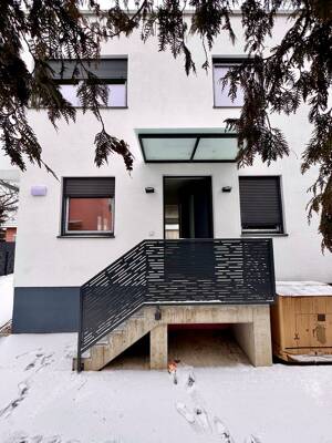 Neuwertige Doppelhaushälfte aus 2026 mit ca. 180 m² und Energieeffizienz A+