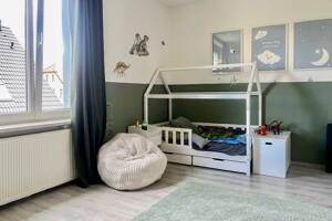 Wird bezugsfrei: Modernisierte 4-Zimmer-Wohnung mit Garten-Oase & Outdoorküche in Berlin Blankenburg – 13129 Berlin – Vorschaubild 8