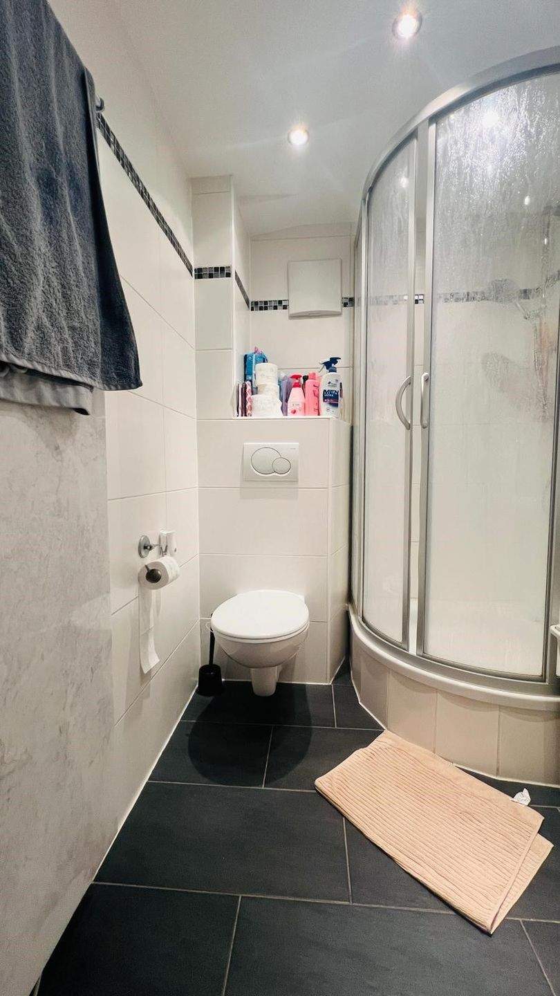 Sehr schöne möblierte 2-Zimmer-Wohnung im Herzen der Altstadt – Nürnberg – Vorschaubild 5