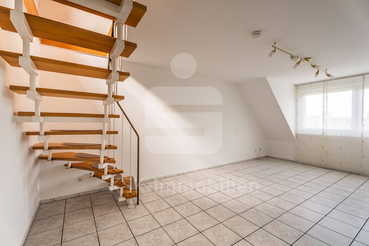 Kapitalanlage oder Eigennutzung -Geräumige 3-4 Zimmer Wohnung in guter Lage von Stammheim! – Köln – Vorschaubild 4