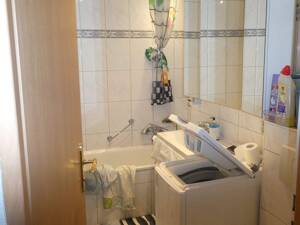 Großzügige Kapitalanlage mit vielfältigen Entwicklungsmöglichkeiten und geräumigem Raumangebot! – 63067 Offenbach am Main – Vorschaubild 5