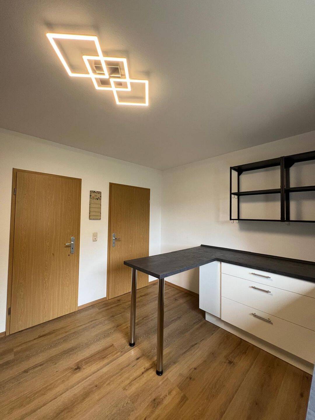 Attraktive 3-Zimmer-Wohnung mit großem Wohnbereich, Balkon & moderner Ausstattung – Ergersheim – Vorschaubild 2
