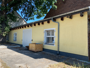 Jede Menge Potential: Mehrfamilienhaus mit Grundstück und Gewerbeanteil – 13129 Berlin – Vorschaubild 8