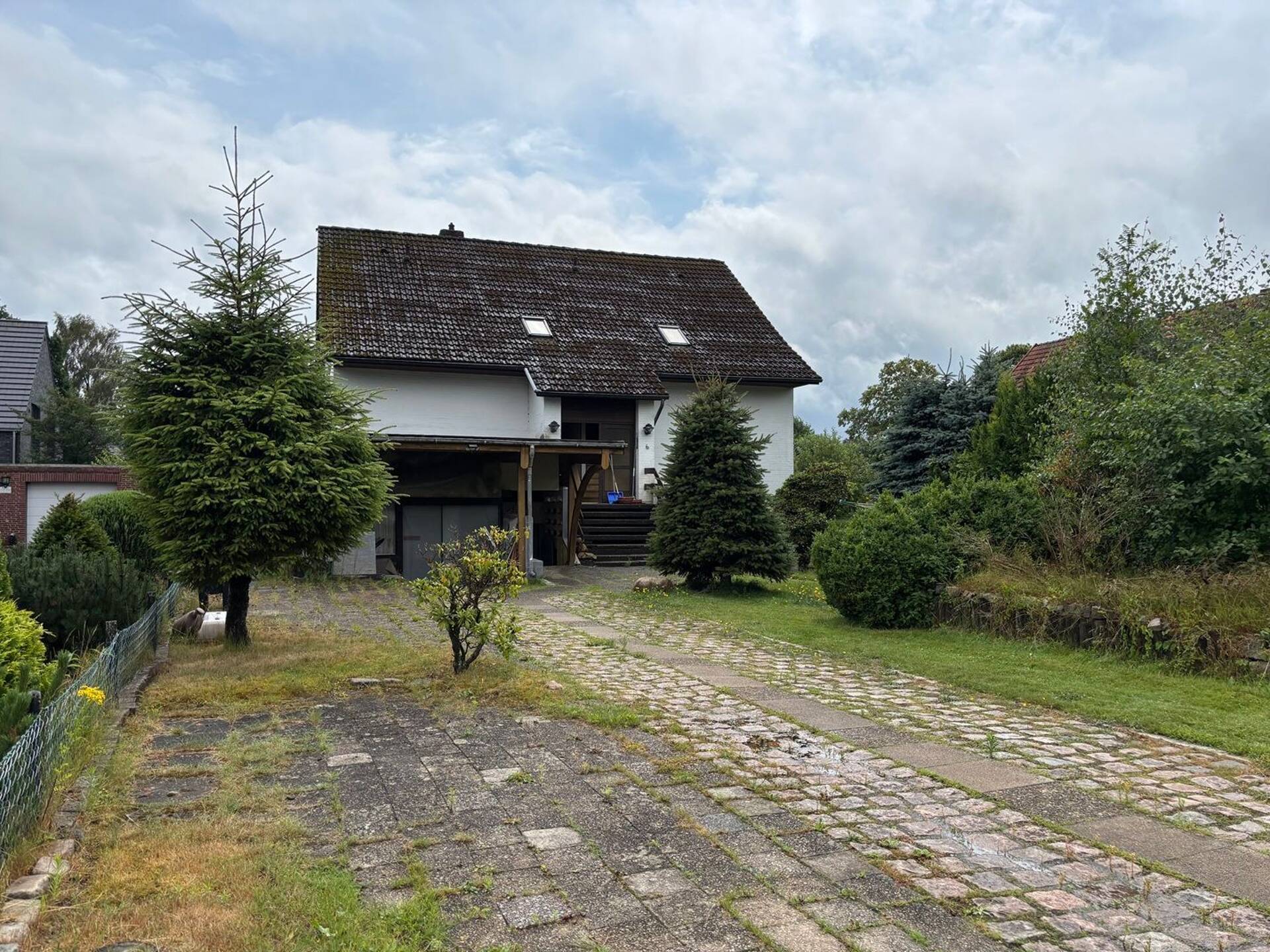 Mehrfamilienhaus in 21218 Seevetal mit 215 m² kaufen