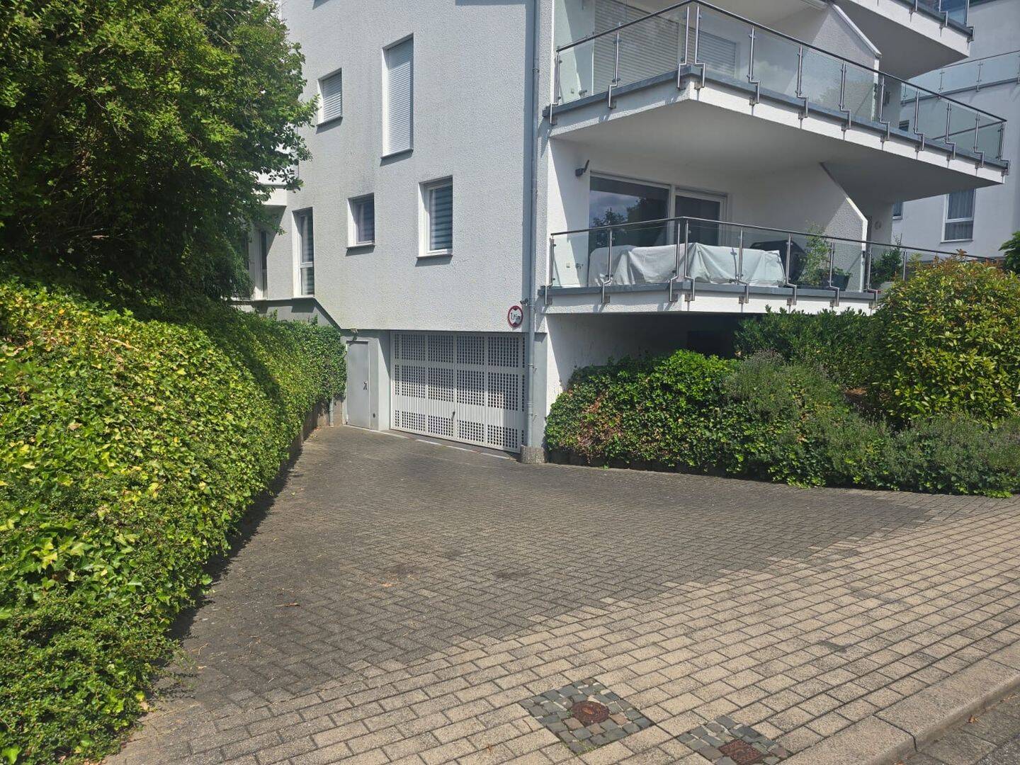 SB-Rotehbühl: Exklusives Penthouse mit sepa. Schlafbereich/Apartment und schönem Fernblick – Saarbrücken – Vorschaubild 7