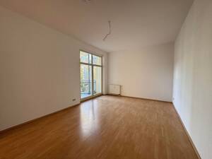 Charmante 3-Zimmer-Wohnung in zentraler Lage mit Balkon – 39104 Magdeburg – Vorschaubild 5