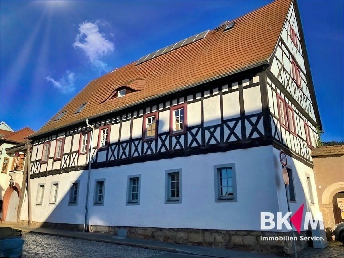 Denkmalgeschütztes Mehrfamilienhaus sucht neuen Besitzer – 7747 Jena – Bild 1 von 9