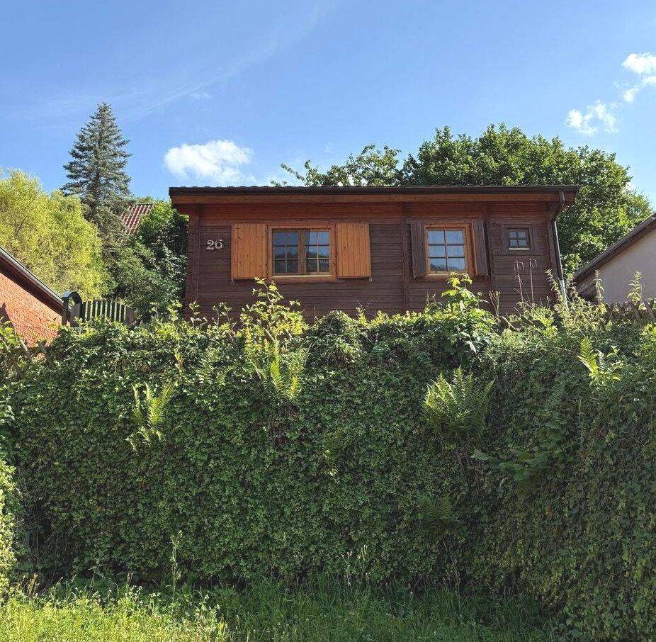 Traumhaft schönes Wochenendhaus auf einem Südhang-Grundstück in Jena-Leutra zum Verkauf – Jena – Vorschaubild 2