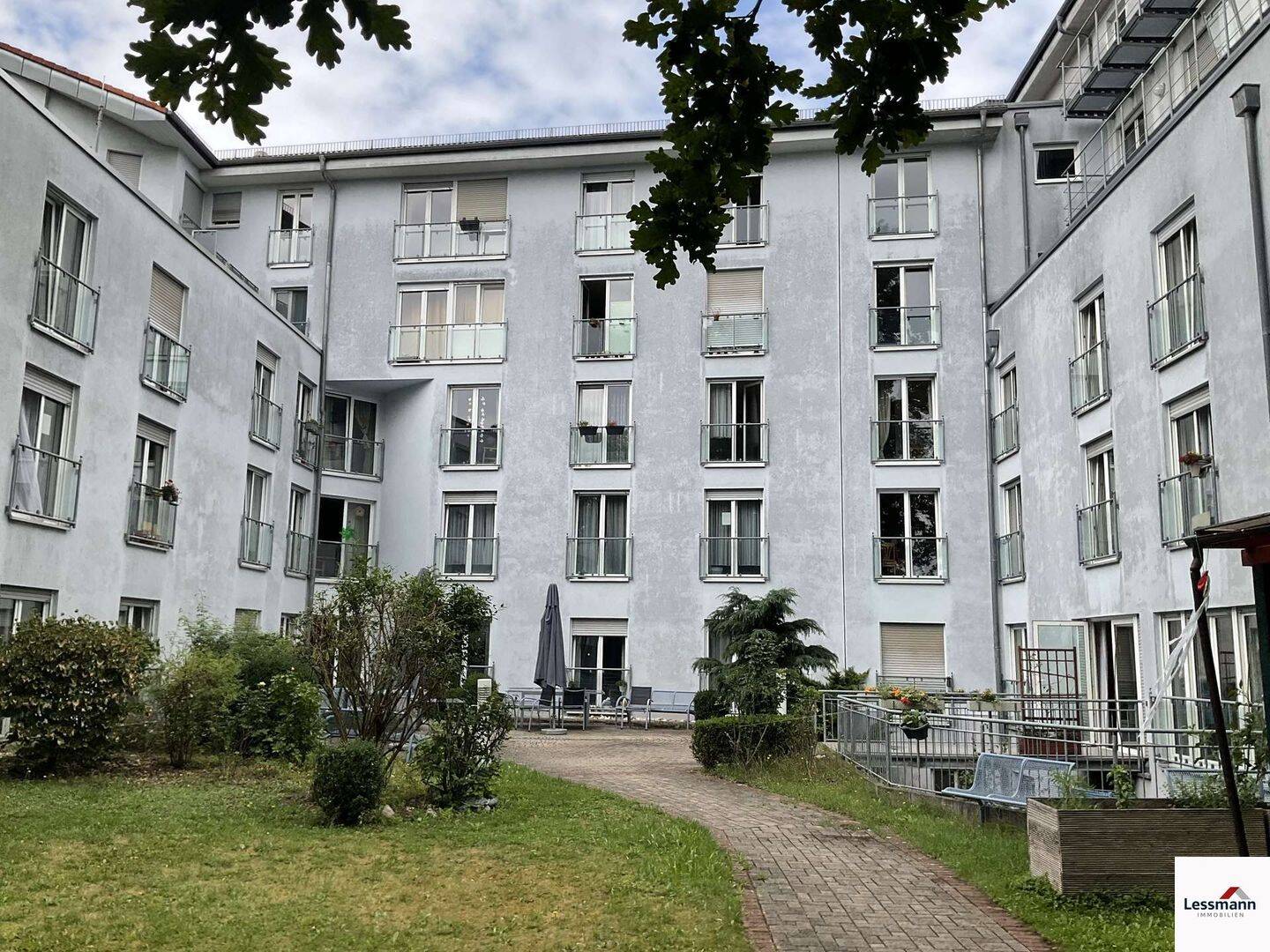 Pflege-Apartment, zentrumsnah in Erlangen - Kapitalanleger – Erlangen – Vorschaubild 2