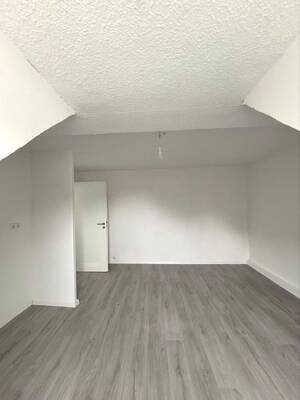 Dachgeschoss mit 2,5 Zimmern, Garten & Keller in Gelsenkirchen-Am Maibusch – 45883 Gelsenkirchen – Vorschaubild 4