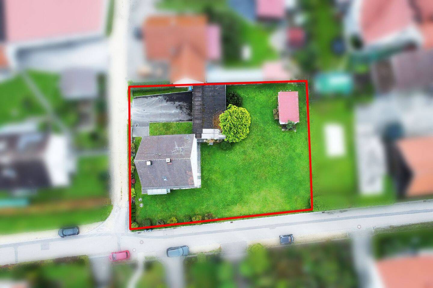 Ihr Wohntraum: Haus im Grünen mit Bauplatzreserve – Waldstetten – Bild 1 von 9